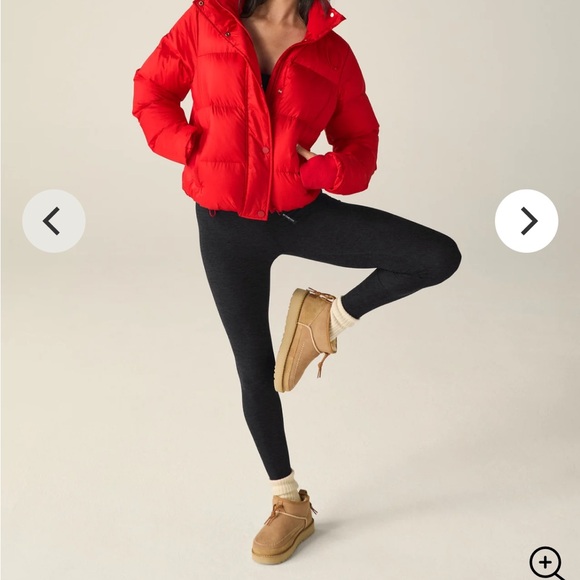Beyond Yoga NEW Big Cozy Hooded Puffer Jacket - Picture 6 of 11